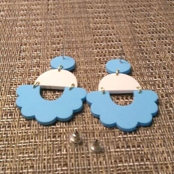 Baby Blue Flowers Polymer Clay Drop Earrings - Picture 2 of 3